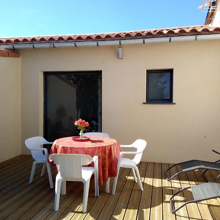 Au Refuge Des Farfas Apartment Saint-Paul-en-Pareds Exterior foto