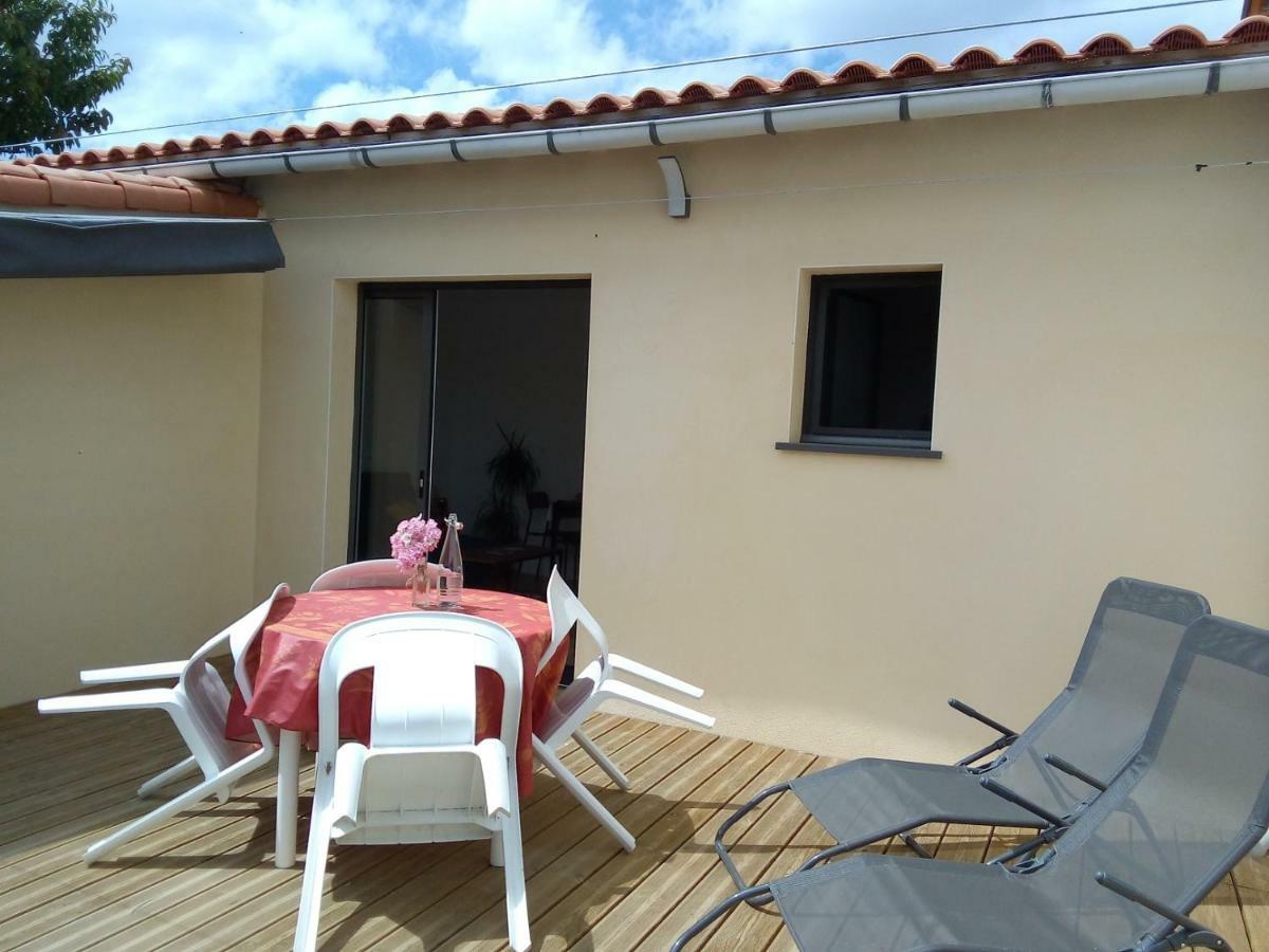 Au Refuge Des Farfas Apartment Saint-Paul-en-Pareds Exterior foto