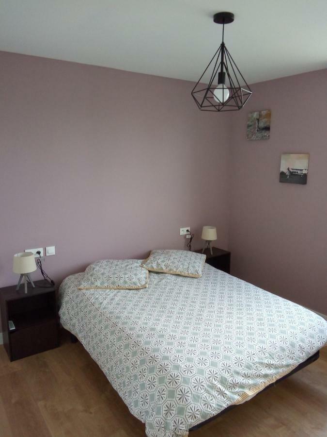 Au Refuge Des Farfas Apartment Saint-Paul-en-Pareds Exterior foto