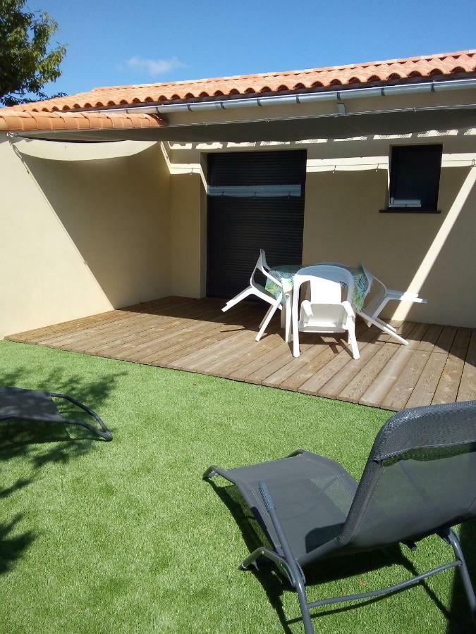 Au Refuge Des Farfas Apartment Saint-Paul-en-Pareds Exterior foto